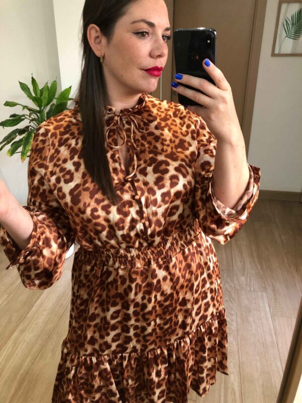 VESTIDO PRINT CARAMELO - Imagen 2