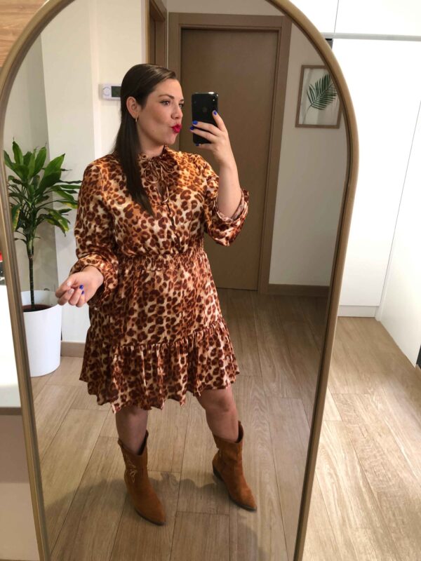 VESTIDO PRINT CARAMELO - Imagen 3