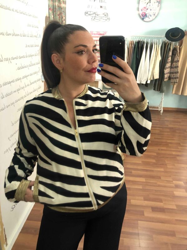BOMBER CEBRA