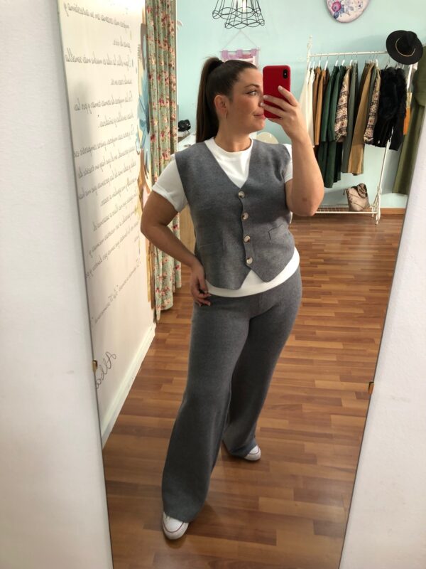 CONJUNTO CHALECO - Imagen 2
